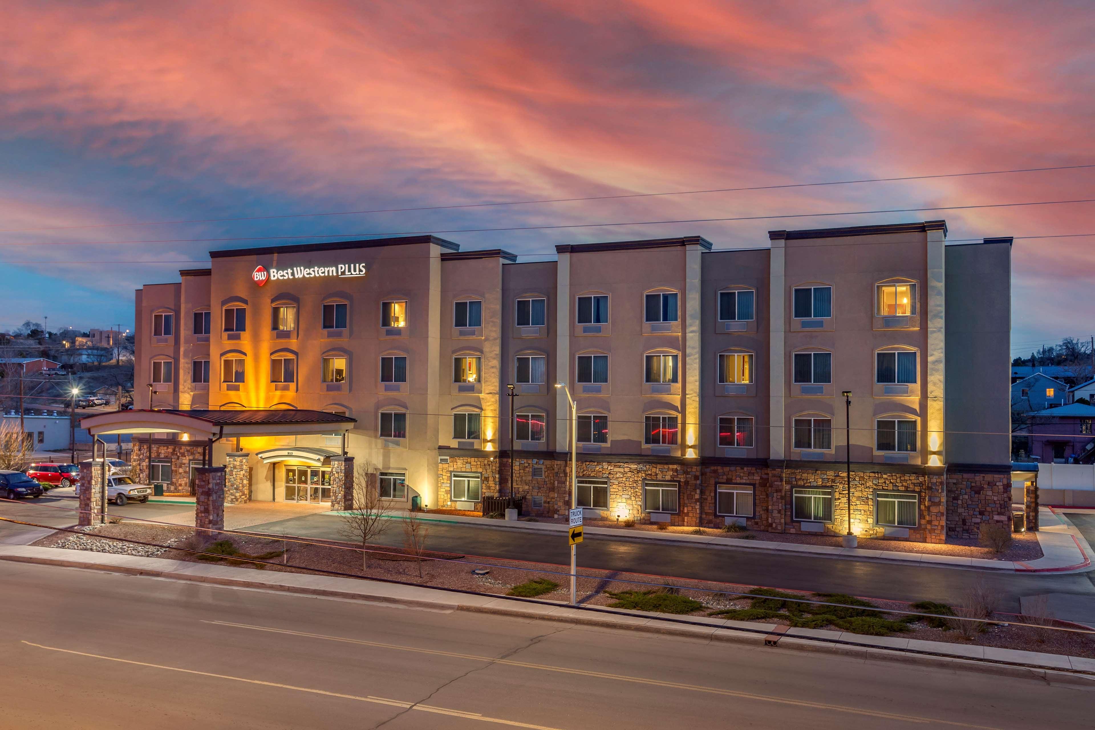 Best Western Plus Gallup Inn & Suites Екстериор снимка