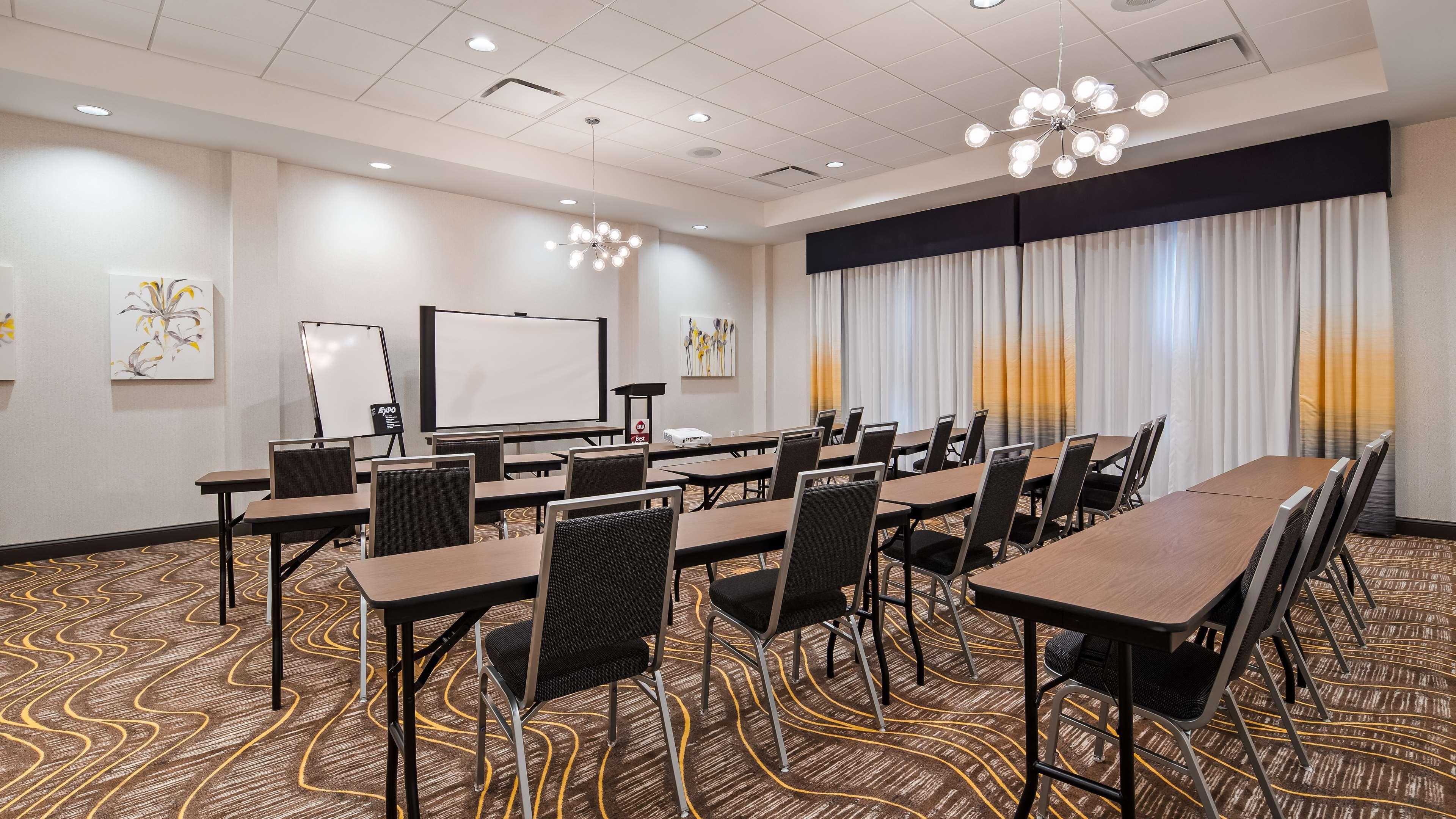 Best Western Plus Gallup Inn & Suites Екстериор снимка